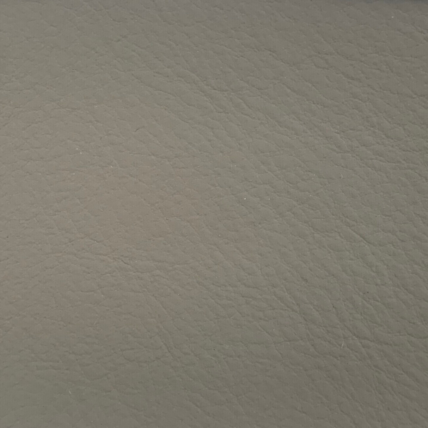 AJ33